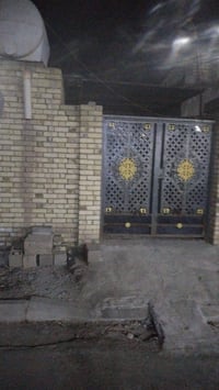بيت ١٠٠ م طابق واحد نقص فقط الاستقبال أبظهر السايدين قرب أسواق أبوعلي ...