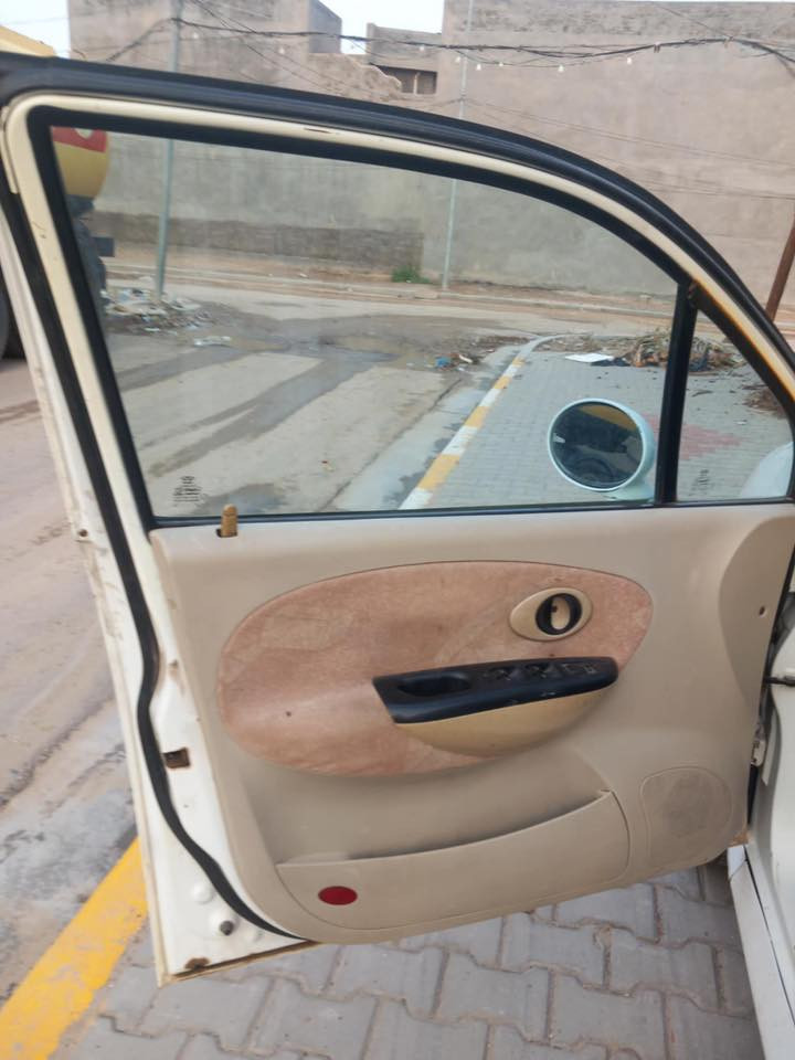 رقم بغداد نكليزي باسمي 
موديل 2009
كير عادي 
سياره نضيفه وجاهزه تبريد ماكو 
24ورقه 
مكاني بغداد المحموديه

‭0771 062 1102‬
