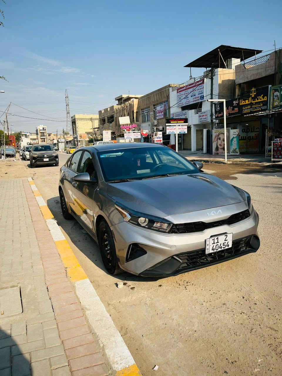 السلام عليكم فورتي 24
تسجيل جديد يعني سنوية وهزة كله جديد بأسمي السيارة حادثها جاملغ مبدل  وحافة البنيد صبغ بدون دواخل  ماشية 5 الالف
 تبريد راديترات مكفول شركة

المواصفات 
سستم صوت
محرك 2000 دوش 🚀
كامرة دوارة
تدفئة كشنات
تدفئة ستيرن
تحديد مسار
قيادة ذاتية
توقف ذاتي 
تنبيه عند مغادرة المسار
كروس سرعة
وضعيات قيادة
وبعد هواي مواصفات بيها

سيارة جاهزة وكاملة بدون نقص

السعر  158 وبيها مجال بسيط
مكاني بغداد تقاطع درويش ***********
