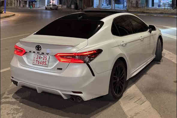 السلام عليكم 
تويوتا كامري XSE 
2023
فول مواسفات بانوراما 
50 الف مايل ماشية 
فقد بونيد مصبوغ 
بدون دواخل بدون ايرباك ١٠٠٪؜
سعر 258 ورقة بيها مجال بسيط
مكان سيارة زاخو
***********
