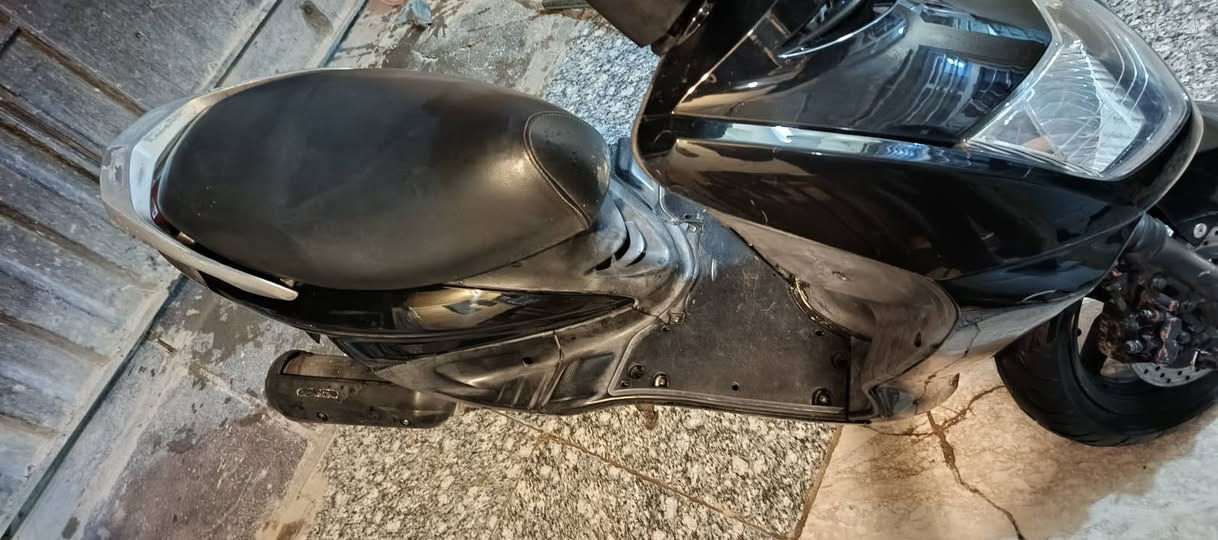 يالله سلام عليكم دراجه سكنس نثيه كابريته مو نوزل كابريته دراجه خير من الله شلعته خير من الله دراجه برغي ما ملعوب ب مكينه دراجه ك مكينه وكفرات بلادي دراجه رادلهة ترتيب شي بسيط ترجع بلاديه دراجه بيهة خيط فقط نقصهة الكفر مال الشوته دبلات كهربائيات اشاير يمنه يسره لايت عالي ناصي مراوس بئيراني حسب القناعه ونطي فرق الي يراوس لو يشتري بي خير ويدلل متواجد خاص مكان بغداد تقاطع درويش


**إذا كنت صاحب هذا الإعلان وتريد حذفه لأي سبب، رجاءا أرسل رسالة إلى الدعم الفني**