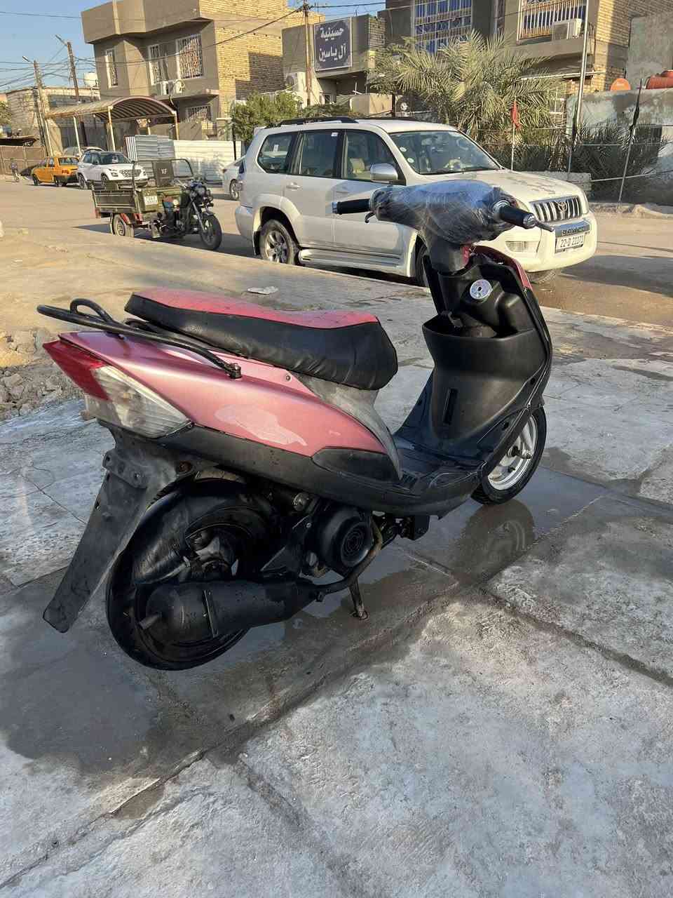 دراجه ماكس منغولي كله شغاله سلف هندر ما مفتوحه الدراجه مال جناي ما عوزه كلشي ناعمه حلوه السعر 400بيه مجال قليل للشراي المكان دوانيه الرقم الدراجه كله ختم واحد تخبل ناعمه فول شلعه معدل ***********
