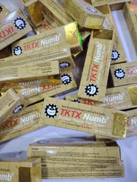 قطعة • مكياج