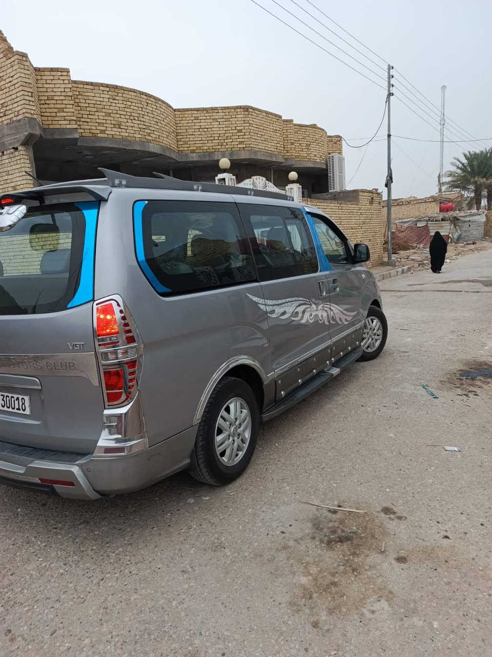 سلام عليكم ستاركس للبيع موديل ٢٠١٨ كفاله عامه السعر خاص اتصل على هذا رقم***********
