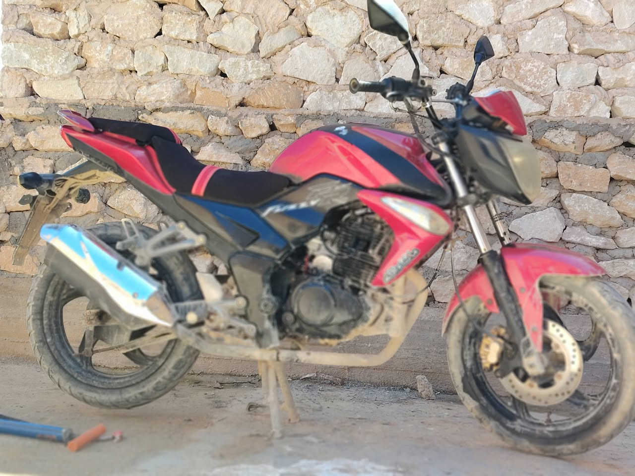 للبيع او مراوس حسب القناعه؟ 
موطور سايم بطحه 
موديل 2019
موطور نضيف شرط نكره سلف 
بريك اشاير دشبول 
تخم تاير جديد 
موطور تاخذه ربع متحط علي 
باتري جديد 
بك لايت خلفي جديد 
كشره نضيف

لاستفسار خاصص 
اكتب بتعاليق سعر كبل يجيك لسعر خاص


**إذا كنت صاحب هذا الإعلان وتريد حذفه لأي سبب، رجاءا أرسل رسالة إلى الدعم الفني**