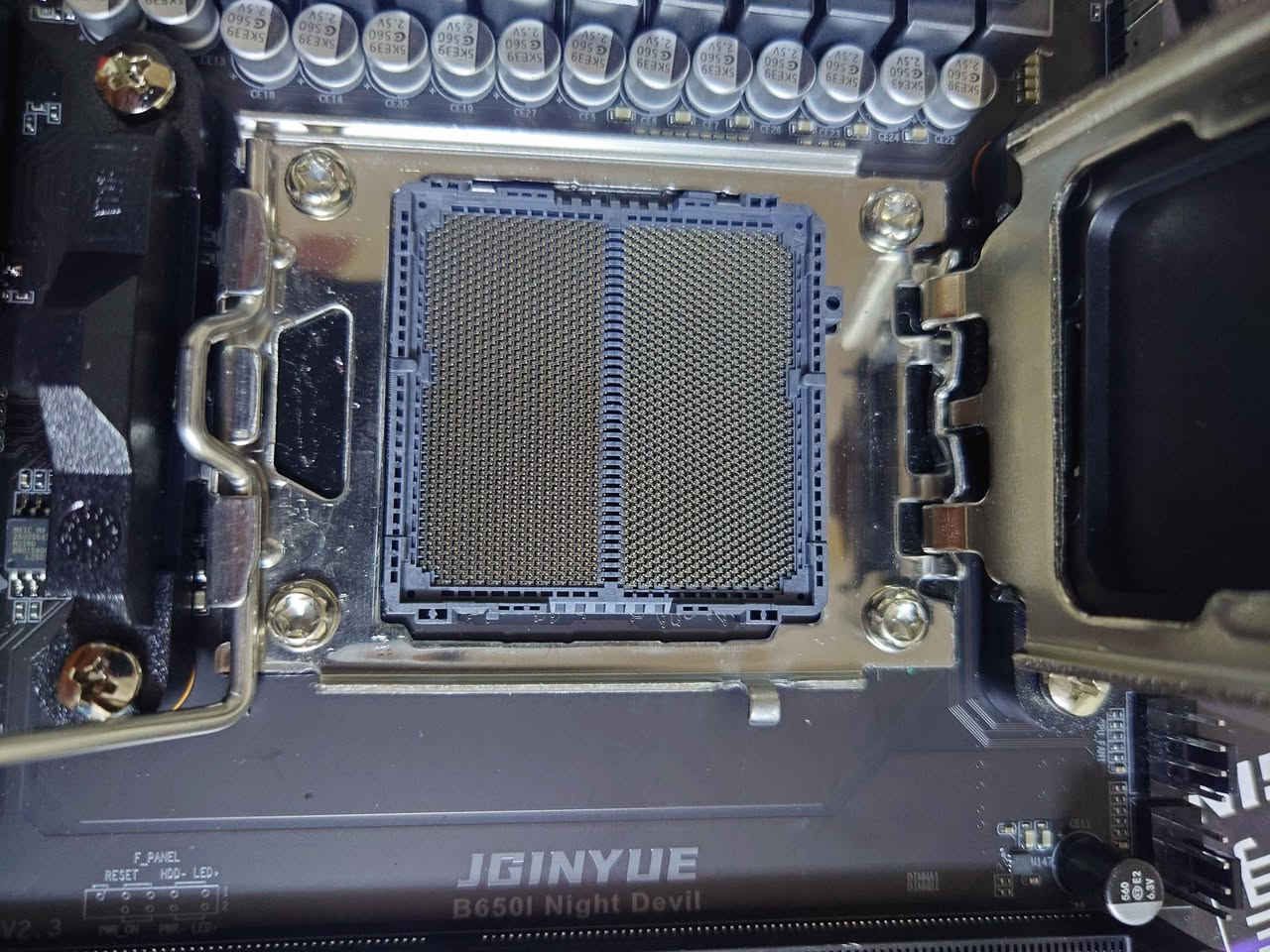 مذربورد B650i night devil جديد ب100الف
مەزەربۆرد B650i night devil نوێ بە 100هەزار كركوك, العراق


**إذا كنت صاحب هذا الإعلان وتريد حذفه لأي سبب، رجاءا أرسل رسالة إلى الدعم الفني**