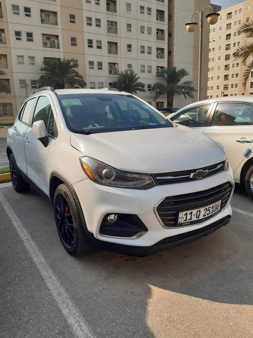 السلام عليكم
تراكس موديل ٢٢ صور الحادث مرفقة تبديل قطعتين موجود سونار ماشية ٤٩ گير محرك مكفول تحويل مباشر بصمة داخل جلد رادار . السعر ١١٠ 
***********
