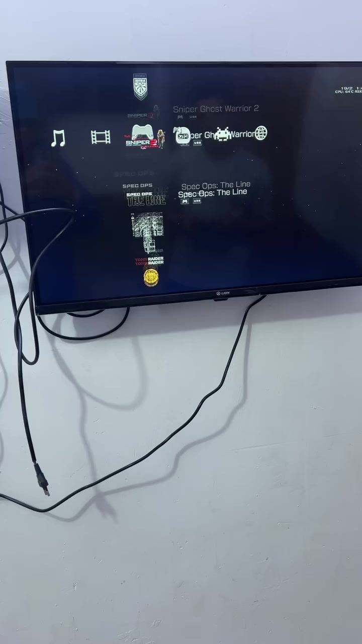 سلام عليكم بلاي 3البيع مع الملحقات  ثنين يداد +هارد داخلي وخارجي ملحقات كامله نضيف علا الفحص *********** واتساب
