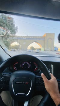 متواجد ببغداد الي يحتاج شي او يريد يرجع للعلم يتصل وحياكم الله ٠٧٧١٧١٥...