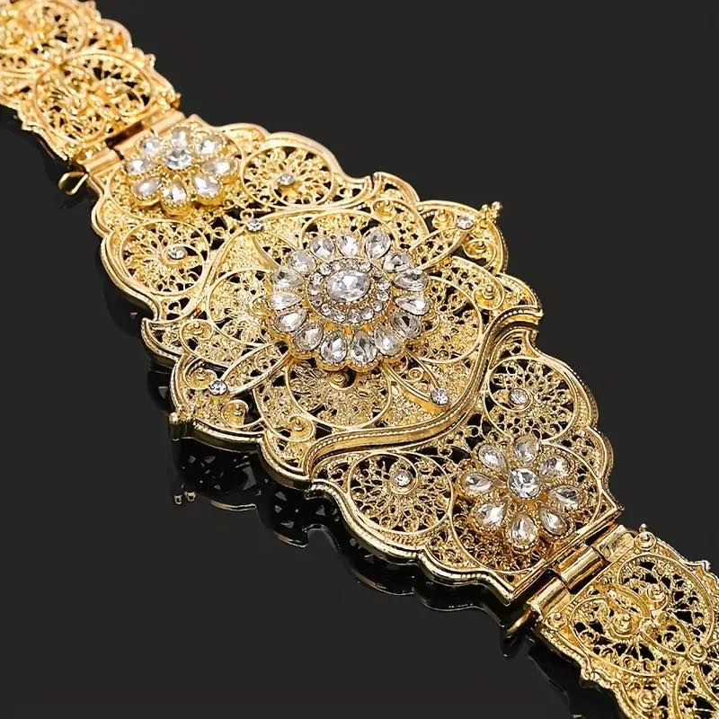 مرحبا بنات عندي حزام مغربي للبيع ينلبس مع القفطان او فستان الزفاف ويرهم للزي الكردي الحزام جديد غير مستخدم طلاء ثابت ثقيل وراقي جداً عندي فقط قطعة وحدة للطلب مراسلة الخاص💗💗


**إذا كنت صاحب هذا الإعلان وتريد حذفه لأي سبب، رجاءا أرسل رسالة إلى الدعم الفني**