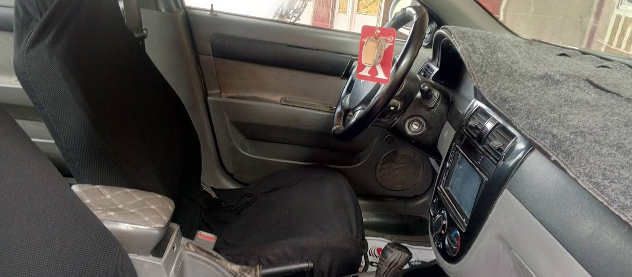 سلام عليكم 
اؤبتره حره تحويل ثاني يوم انبار 2011 محرك كير جديد جدآ صدر خلفي امامي جديد كهربائيات جديده بيه 3قطع 
السعر 60وبيه مجال لطيبين مكلف بل نشر 
اتصلو علا رقم ***********
***********
