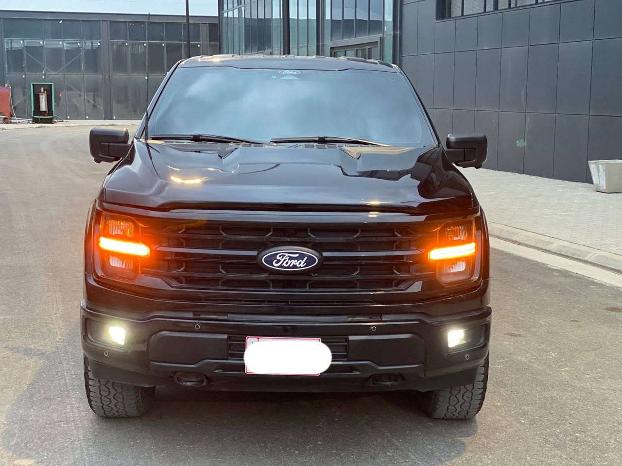 Ford f150 V8 Xlt 2024 ***********
الون اسود . مواصفات . بصمة . تشغیل عن بعد . شاشة کبیر . کیرالطیارە.  کشنات کهربائی . و تدفئە . رادار و امامی و جانبی و خلفی . ابواب بصمة . بدی قصیر باب طویل مرغوب . کیج الیکترونی .هاند بریک بصمة . ماشی 30میل ماشی . بونید جاملخ صبوغ بدون دواخل . صیارە بدون رقم 
سعر 345$$ مکان سلیمانی
