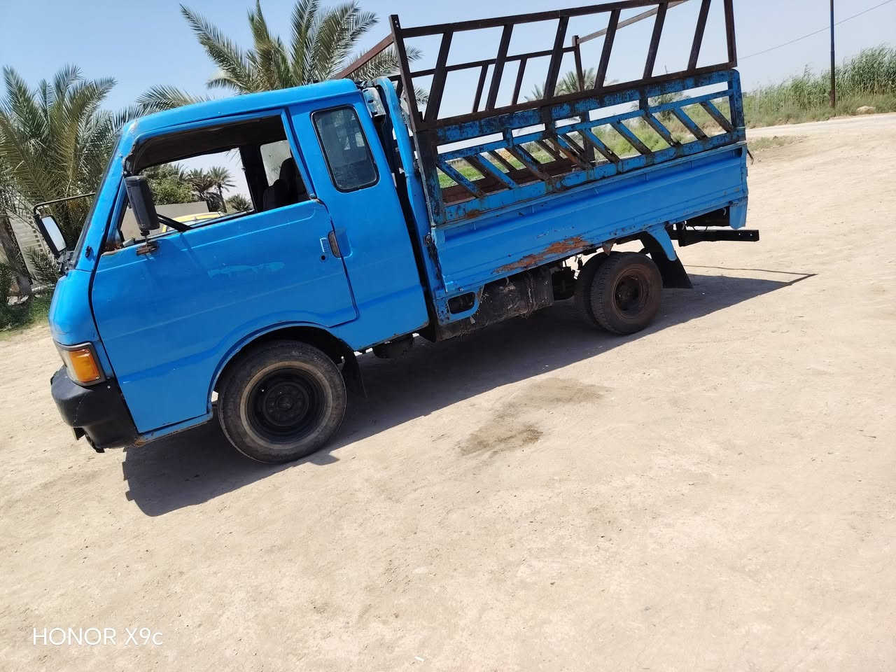 للبيع كيا 94 رقم بابل محرك حاويه جديد شرط كير اكسن خير من الله جاهزه تخم تاير سعر 37 مكان بابل ***********
