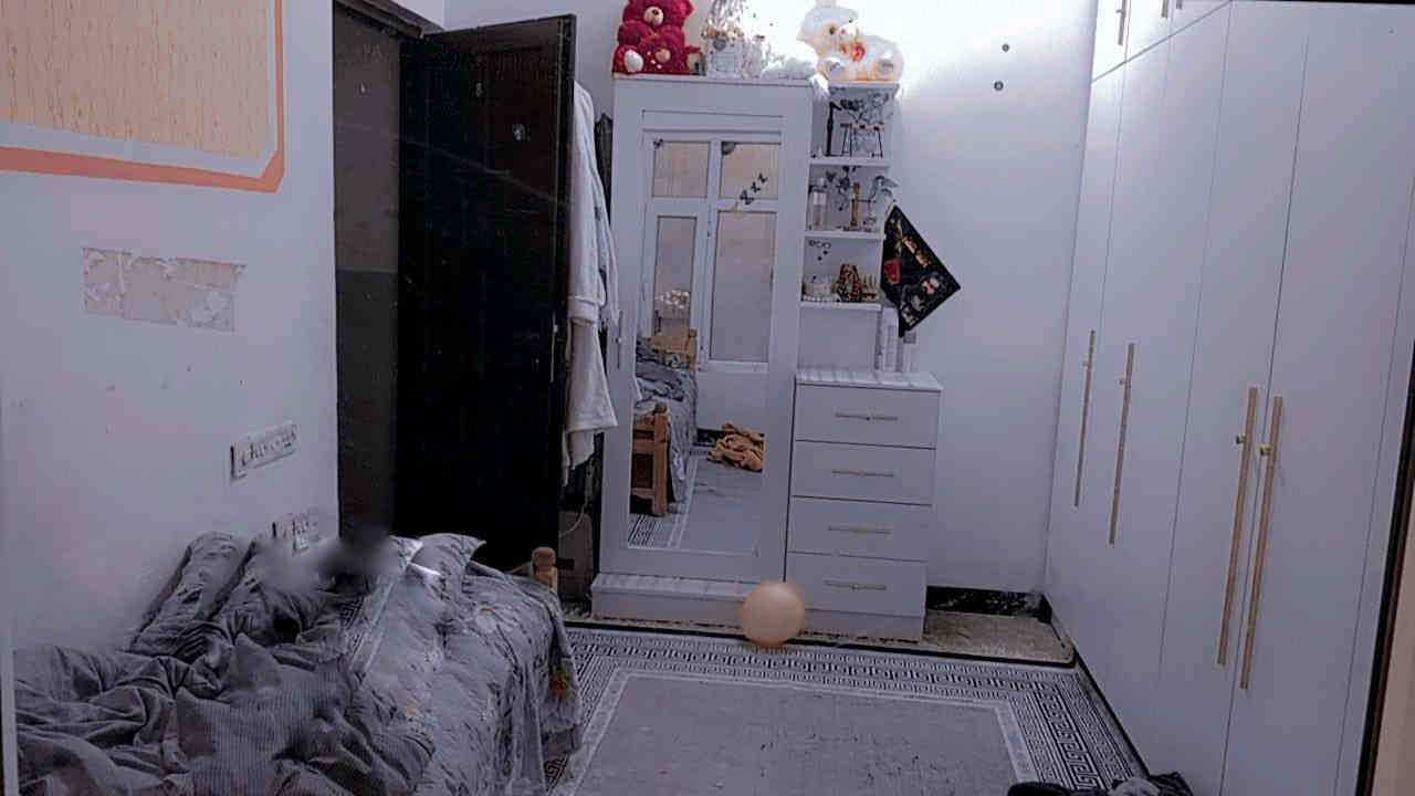 دار للبيع/كركوك/سرچنار/فلكة سرچنار

المساحة: 100 متر مربع 

يحتوي على: 
(غرفة نوم+استقبال+مطبخ
+صحيات+بيتونة كبيرة+كراج سيارة)

لمعرفة السعر والاستفسار الاتصال على الارقام الاتيه:
(***********) اسيا 
‏(***********‏) كورك 
او مراسلتنا على بريد الصفحة

ملاحظة: يمكنكم ارسال الأراضي والبيوت
للأعلان عنها عبر صفحتنا بدون مقابل 
يرجى ارسال:
عنوان المُلك كامل 
بعض الصور للمُلك
سعر المُلك 
عبر الواتساب الخاص بالصفحة (***********)

لزيارة مكتبنا على العنوان الاتي: 
كركوك/سرچنار/فلكة سرچنار
