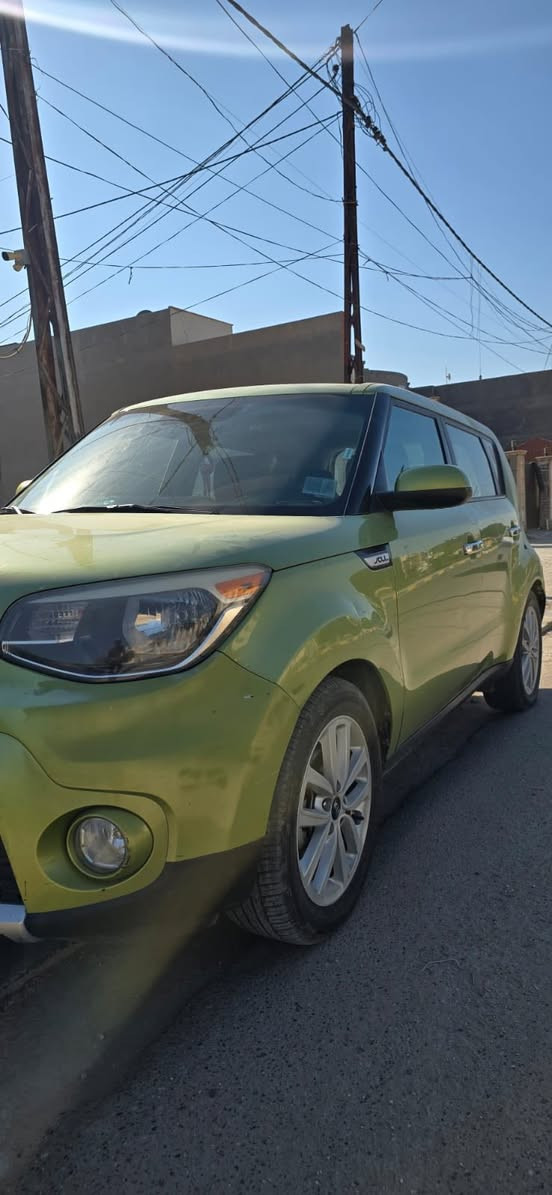 سلام عليكم للبيع صول 2018 امريكي حادثها جاملغ خلفي وباب صندوك بدون دواخل مكينه 2000 رقم بغداد ماشيه 80 ميل مكاني الدوره السعر 115$وبيها مجال للشراي *********** متوفر واتساب
