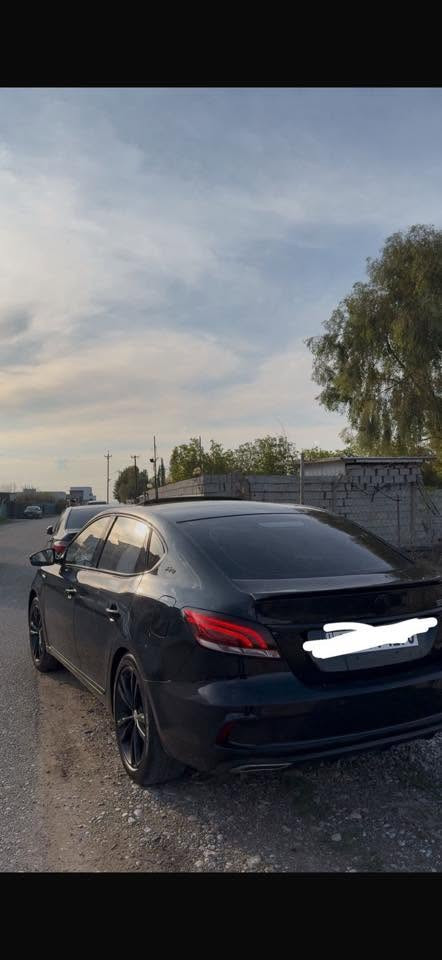 السلام عليكم اخوان mg 6 موديل 2022 للبيع فول مواصفات تروفي black edition سيارة كلين تايتل ماشية 88 الف كيلو دواخل السيارة جلد احمر فول نظافة السيارة مابيها أي نقص شرط تبريد وكهربائيات كلها شغالة سيارة مال جناي ما تعبانة  ولا شويه والسيارة  full led للتواصل واتساب او اسيا مكاني كركوك ***********
