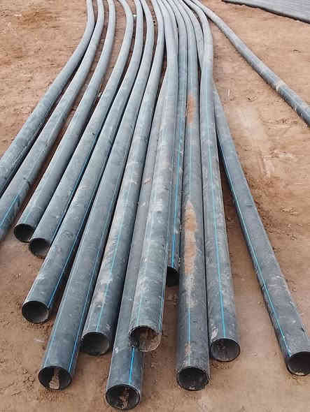 سلام عليكم.انابيب ماء أسأله الأصلي الطول 14متر صناعه شركة النرجس العدد28 بوري.العنوان.البصرة الدير ***********
