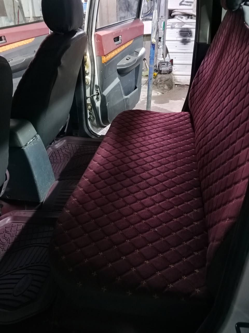 بيكب سكاي 2018 رقم مثنى سنويه للتلاثين باسمي جاهزه من كل شي السعر 76 مكان السياره العماره ***********
