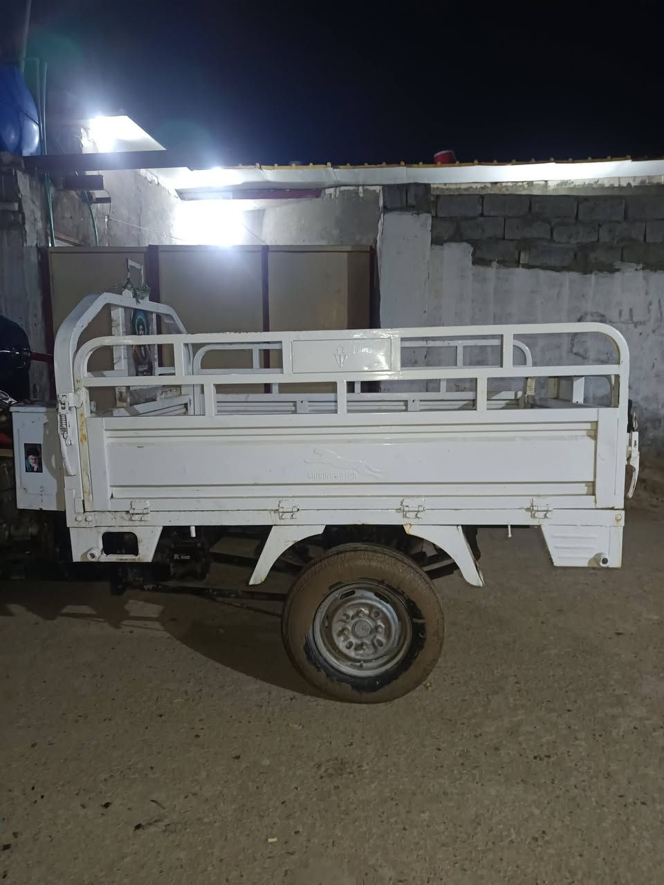 السلام عليكم ستوته للبيع رقم انكليزي صقر فحل موديل 2019
***********

*********** مكلف بل نشر
