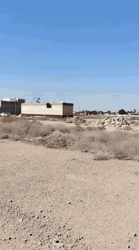 السلام عليكم يوجد قطع اراضي عندنا بالبيع في الصوفيه المساحات عندنا ميتينات وميات عندنا حسب الطلب تفتح بيان على السلم فلوس الاستفسار  اتصلوا على هذا الرقم بو واتساب  *********** القطع يصيرن وراء الملعب الدولي مال تاجي
