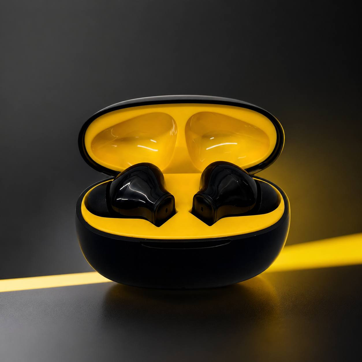 سماعات realme Buds T110 اللاسلكية – صوت ديناميكي وبطارية طويلة
سماعات لاسلكية من realme بتصميم عملي، موجهة للاستخدام اليومي مع صوت واضح واتصال ثابت.

المميزات:
 • مشغّل صوت ديناميكي بحجم 10 ملم لتجربة صوتية قوية.
 • اتصال لاسلكي بتقنية Bluetooth 5.3.
 • وضع Low Latency بزمن استجابة 88ms.
 • مقاومة للماء بمعيار IPX5.
 • دعم AI ENC لتقليل ضوضاء المكالمات.
 • المشغّل الصوتي: 10mm Dynamic Bass Driver
 • الاتصال: Bluetooth 5.3
 • زمن الاستجابة: 88ms Super Low Latency
 • تحسين المكالمات: AI ENC Noise Cancellation

السعر 15 الف
التوصيل متوفر لكل العراق


**إذا كنت صاحب هذا الإعلان وتريد حذفه لأي سبب، رجاءا أرسل رسالة إلى الدعم الفني**