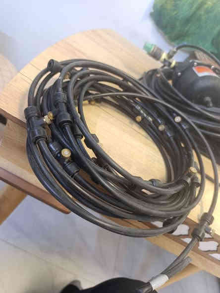 مضخه مياه أو مرشه معه نوزلات وصونده20متر تقريب  كامله بلاديه غير مستخدمه صنع ايطالي   مكاني بغداد حي العامل سعر45.       ***********
