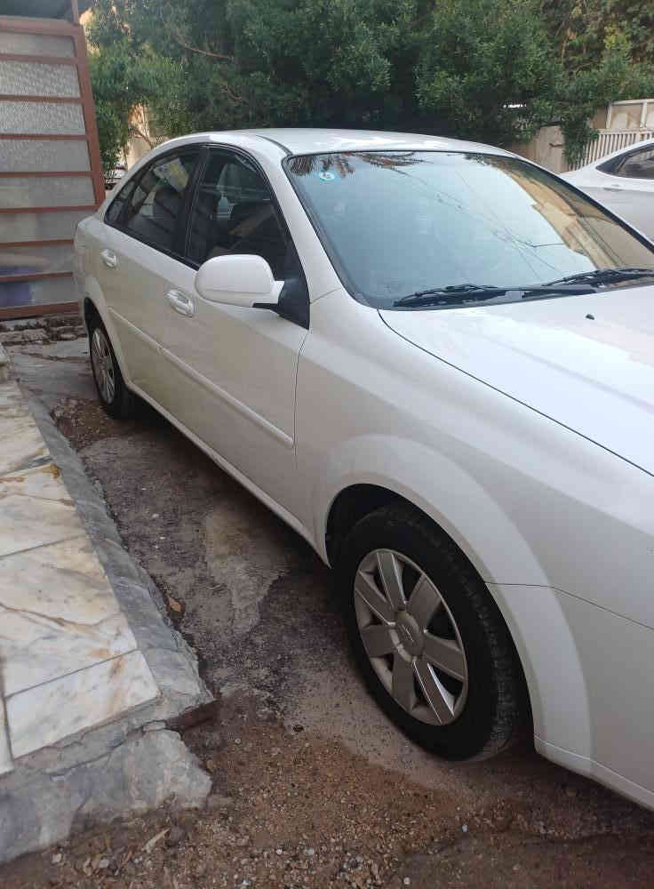 السلام عليكم من رخصة الادمن اوبترا موديل ٢٠١٢ رقم انكليزي جديد السنويه ل٢٩ 
السياره ماشيه ١٨٠ الف نظيفه كير ومحرك مكفولات مكان بيها صبغ فقط هلال الجاملخ الخلفي وشبر بالدواسه مال باب السائق محرك ١٦٠٠ سياره جديده وخير من الله والتراي مالتها وين ماتحب  مكان السياره بغداد الاعظميه السعر ب٨٨ وبيها مجال بسيط رقم الهاتف ***********
ملاحظه/ رجاءاا بدون تعليقات سلبيه والكل على راسي رحمه الله والديكم
