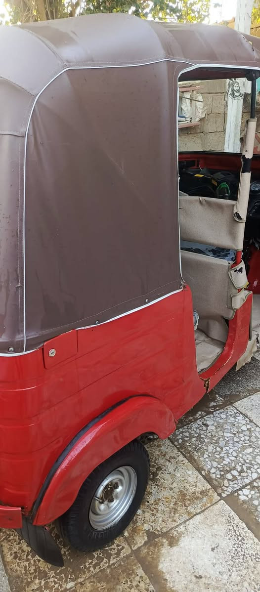 سلام عليكم تكتك البيع مديل 17 اوراق سعر 3000 مكانهة بغداد الحسينيه المعامل
*********** واتساب
