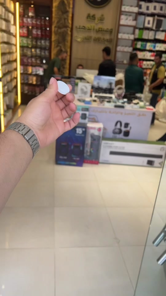 جهاز تعقب من HOCO E101 🔥 متوفر الان في شركة وميض الذهب⚜️ 📍عنوانه بغداد زيونة شارع الربيعي مجمع الشاعر للاستفسار اكثر يرجى الاتصال بالأرقام التالية 👇👇👇 ***********
