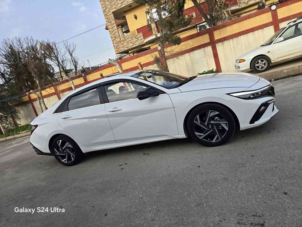 للبيع
سعر 140$
النترا موديل 2023 وارد صيني ماشية 48 ألف 
محرك ٤سلندر كير اوتوماتيك شرط المحرك والكير 
رقم اربيل دولي رقم وهزة وسنويه جديد شرط التحويل 
فول مواصفات 
🚫بدون صبغ بيها تعديل بارد بحافة قبغ صندوك 
سيارة جاهزه 
عنوان موصل 
***********
