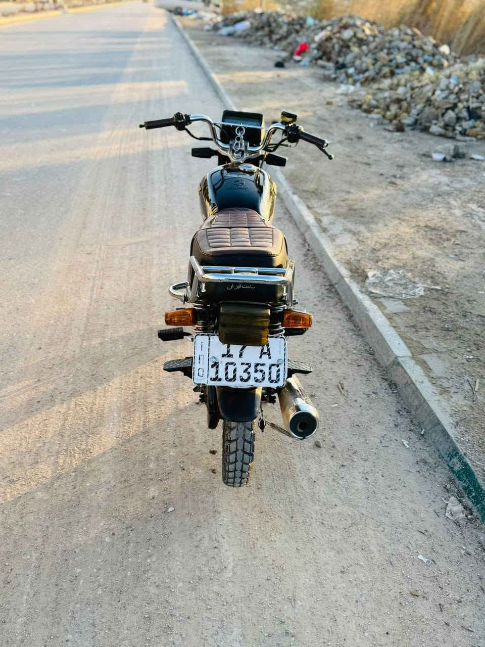 السلام عليكم سفانه البيع مكفول شرط موديل 23 السعر 1400
***********
