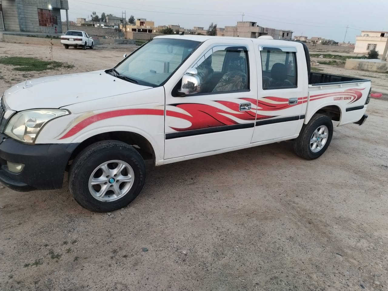 السلام عليكم بيكم كنو موديل2006 رقم دولي سليمانيه شرط بدون صبغ وكاله سبير منازل شرط الوكاله وتحويل السعر 50 وبيه مجال رقم الهاتف ***********
