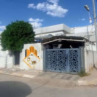 بيت طابقين • ٢٩٠م • طابو صرف