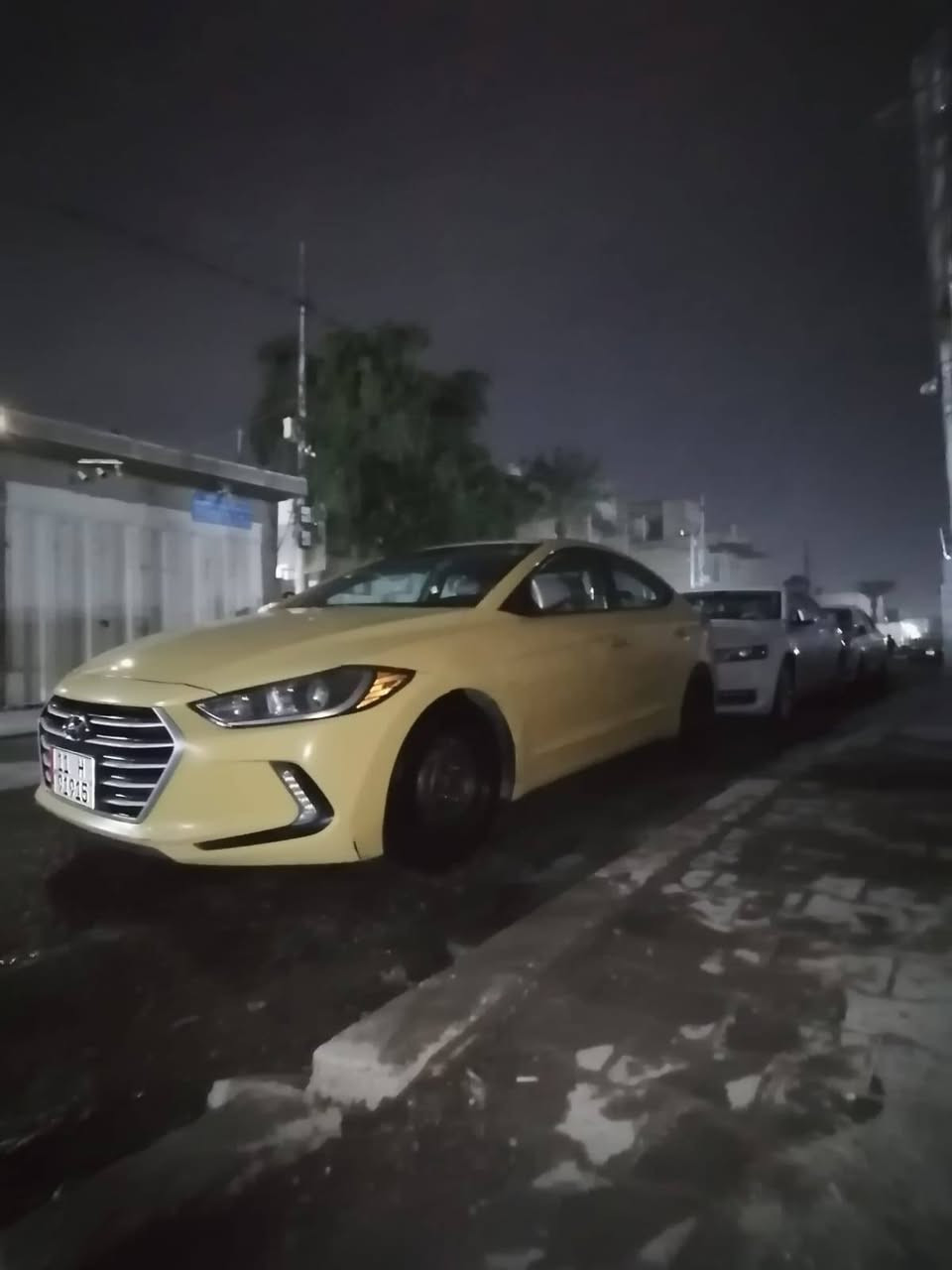 السلام عليكم من رخصة مدير الكروب النترا ٢٠١٧ للبيع  السعر ١٠٥ وبيها مجال وإذا اكو مراوس عادي اراوس الاتصال على الرقم *********** عنوان السياره بغداد الامين الثانيه
