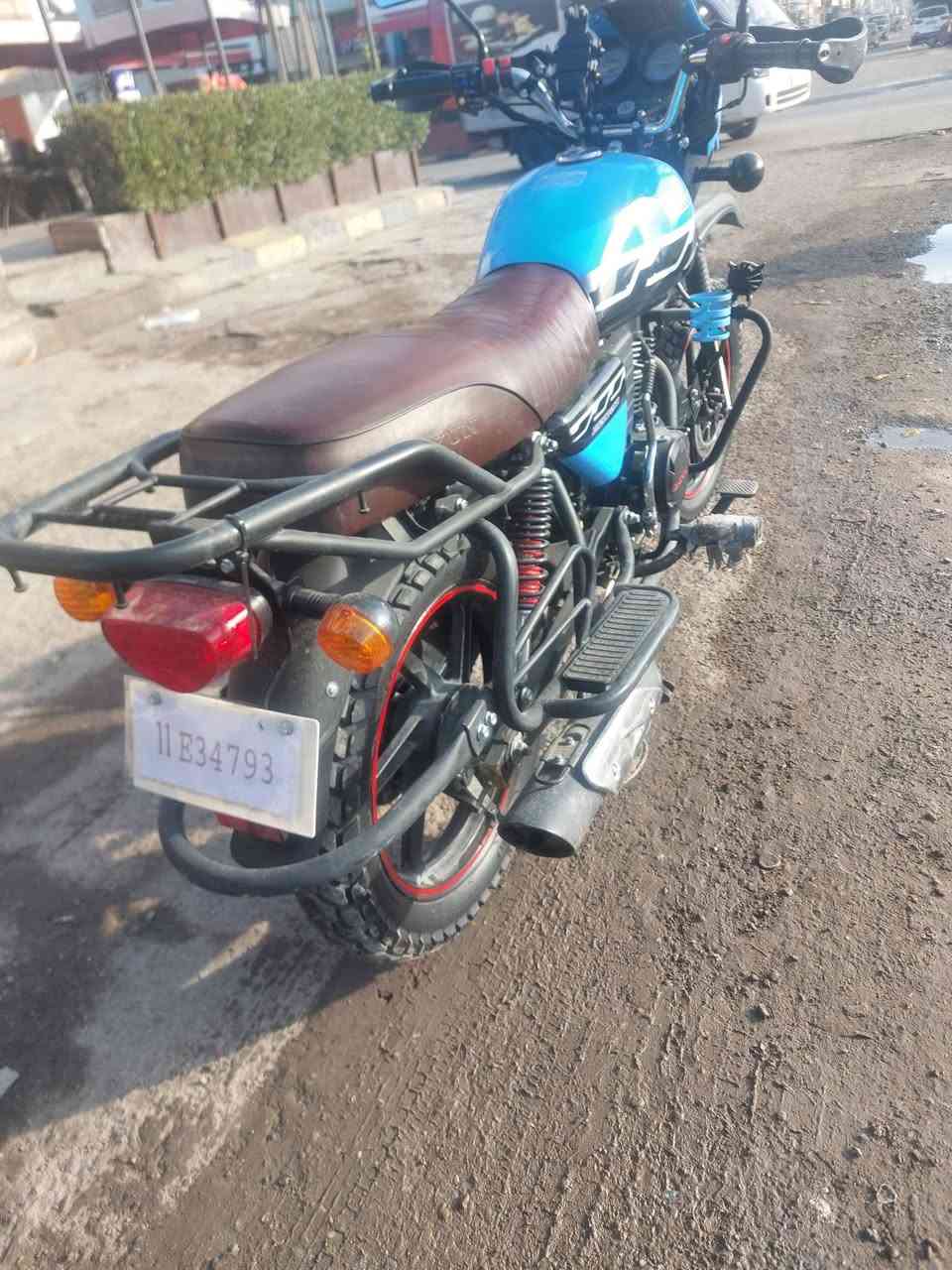 دراجه دايون جبلي ازرك رقم بغداد دراجه نضيفه صار 3 اشهر من منزلهة سعر وساب هاذا رقمي 
***********
