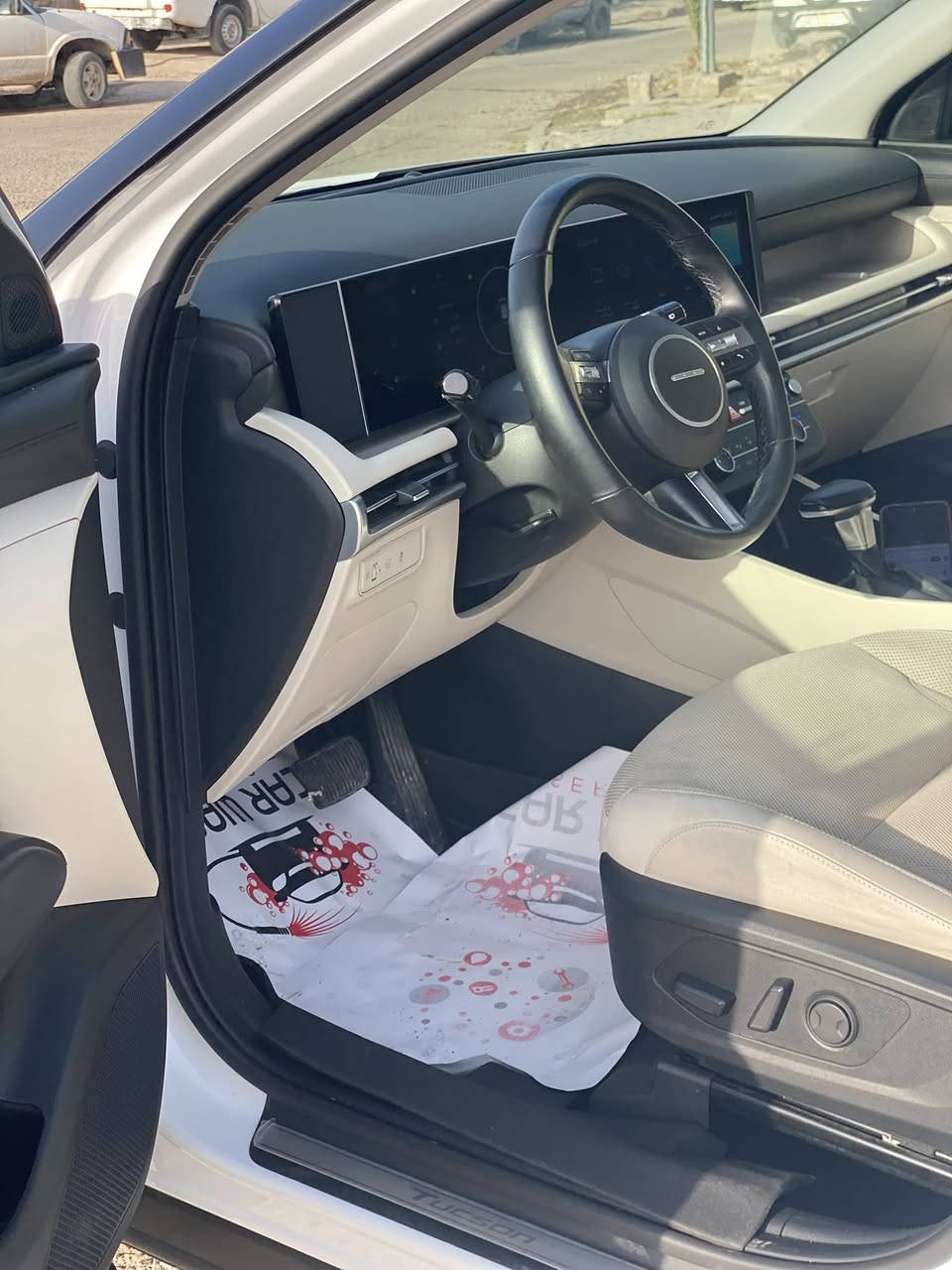 ماشية 14 الف
رقم أربيل الدولي 
بأسم شركة
محرك 2000 دووش 
كفاله عامة
شاشة متصلة
عداد دجتل متصل 
شحن لاسلكي 
كشنات تبريد 
كشنات كهرباء 
حساسات امامية + خلفية 
كاميرا خلفية دواره 
جنطة كهرباء 
ويل كبير 
قطعتين تبريد خلفي 
هاند بريك بصمة 
بردات خلفية
السعر ٢٣٧ 
للاستفسار 
***********
