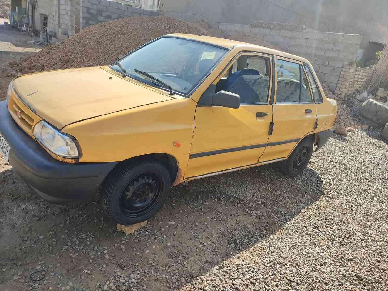 سلام عليكم سايبه موديل 12 سياره خير من الله بلاديه رقم نكليزي سنويه الحد 2030  السعر 25 أو بيهه مجال حك الجيه المكان ديالئ بعقوبه رقم الهاتف ***********
