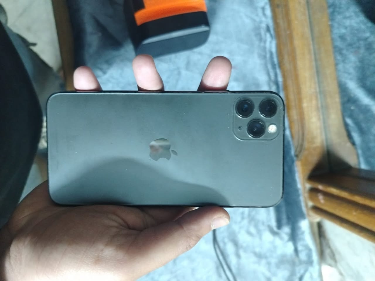 ايفون 11pro max ذاكرة256 للبيع الشاشي نضيف الجهاز مستبدل بطارية وشاشة ٣ خيارات الجهاز للاستفسار *********** مكاني بغداد حي الجهاد
