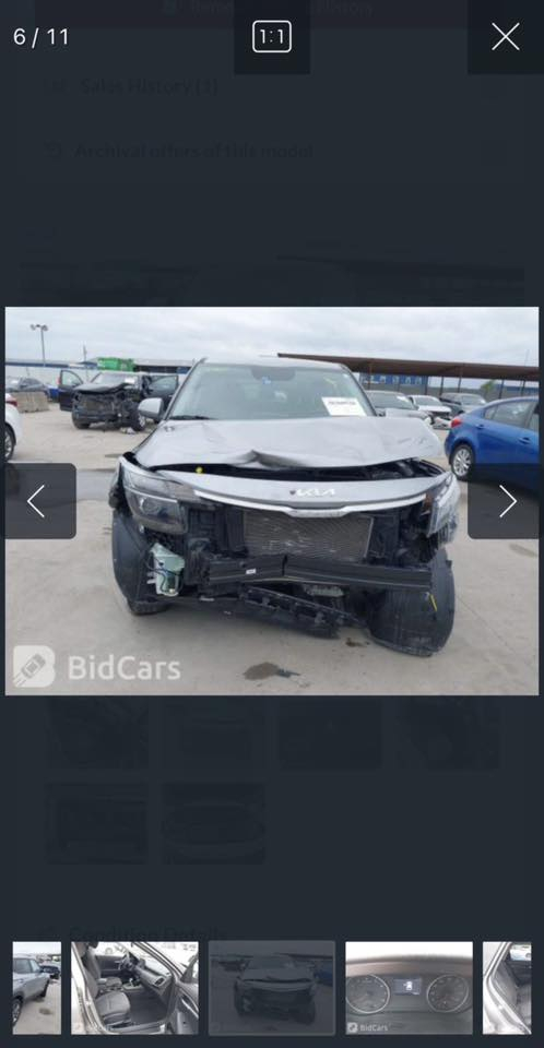 السلام عليكم اهلنا الطيبين
كيا سيليتوس 2022
محرك 2000 دوش
بدون ايرباك( مضارب ولا يرباك )
تحكمات استيرن
تدفئة بالستيرن
مثبت سرعه 
تحديد مسار
اطفاء ذاتي
ماشية 66 الف كيلو
 
السيارة بدون ايرباك
الراديترات بلاديه 
تبريدها يخبل
افولها محسن عادي ما عليها شي
بقمة حر البصره فولتها عادي ماعليها شي
وتبرديها ما شاء الله
دهن ابدله كله اصلي 
مبدل زوج تايرات امامي
:

⚫️السياره اتصلحت بدبي وماعجبني تصليحها
عدت تصليحها من جديد هنا بالعراق
رقمها بصره الجديد باسمي
سنويه 2029  شرط التحويل

⚫️منزل صوره ماشر عليها بالاخضر دوائر
هنا صاير تعديل كلش كلش بسيط براس الشاصي 
يعني تعديل ما ينذكر بس اكتبه للامانه
( لا تسحك تاير وبجمها مرتبه للاخير )
وهذا صار لان العرضانيه بالضربه اخذت وياها بداية الشاصي قليل

⚫️الباب الوره العبري بي طعجه خفيفه ما مسويها

صورها القديمه والجديده نزلته
كتبت هواي حتى اكون صادق بالبيع وتجي وتشوف اذا عاجبتك

السياره كامله دهن وبانزين وفر العراق بيها

سعرها 168 ورقه وبيها مجال حگ الجيه
موجوده بالبصرة
وهذا رقمي ***********
واسف ع الاطاله وربي يوفق ويرزق الجميع
