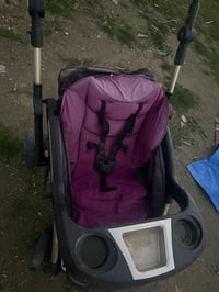 بنات عربانه ضخمه نظيفه مابيها شي بس يحتاجلها غسل وكاروك صاج نظيف قيّمو...