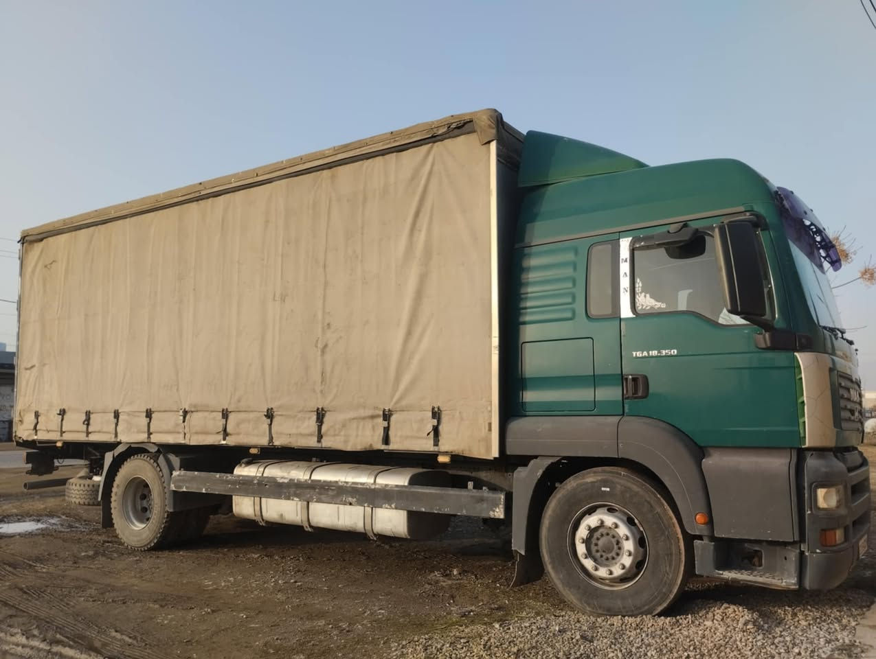 لۆری تاک بۆ فرۆشتن
مۆدیل 2006
مۆسەفاتی ڕیتایدە پێشو دوا چوپە بۆیلەرە قفڵ ئەکسلە گێر تۆماتیکە چادر مەسرەحیە تەبریدە
7/40درێژە
ئاوێنە بێریڤانە
350ئنجکتەر
کامل بەشەرت 
بۆ زانیاری زیاتر نامە بنێرن


**إذا كنت صاحب هذا الإعلان وتريد حذفه لأي سبب، رجاءا أرسل رسالة إلى الدعم الفني**