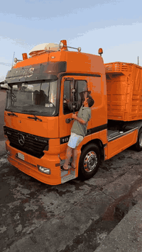 السلام عليكم كتروز البيع 
سياره مديل 98
المكينه حجم 43
شاصي مكفول 
سياره بشداتهه 
*********** 
عنوان بغداد
