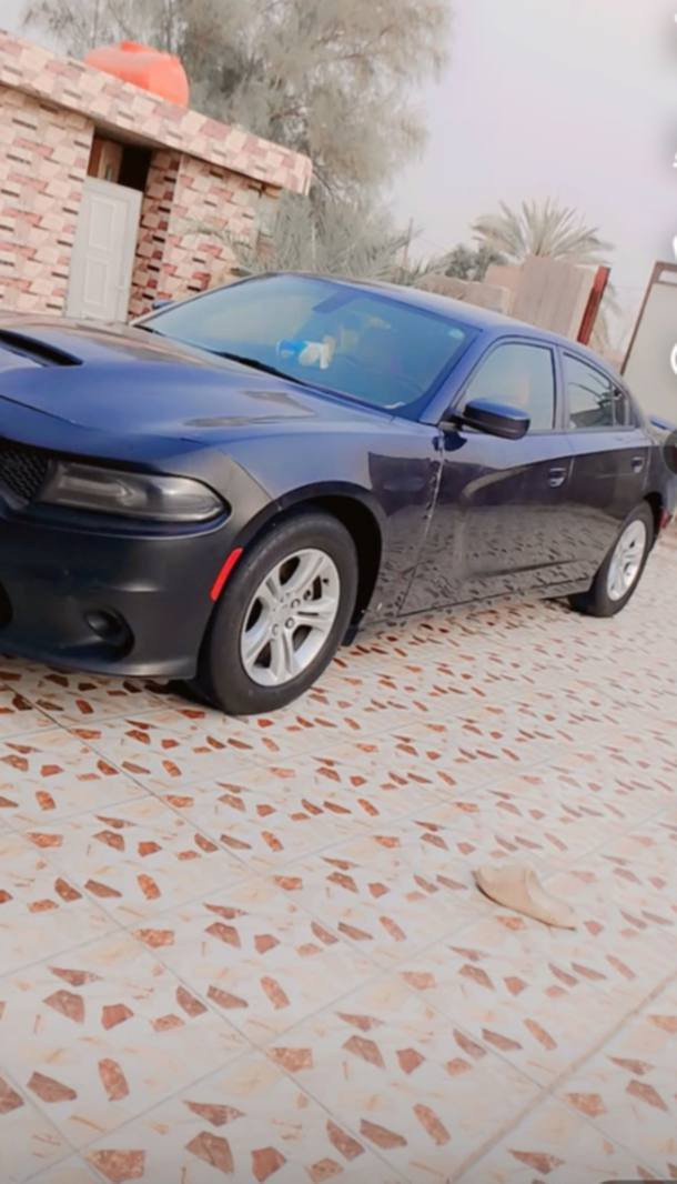 جارجر 17 خصوصي وارد كندي ظربته بس جاملخ مكينة خير من الله حداديه نص سعر 160وبيه مجال ***********
