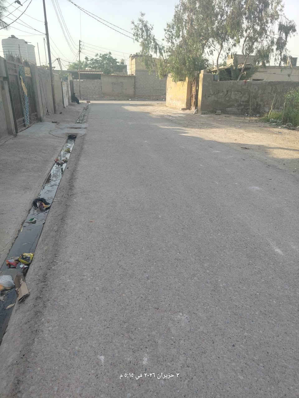 قطعه للبيع 200 بحي جوادين خلف سواق سراي للستفسار ***********

