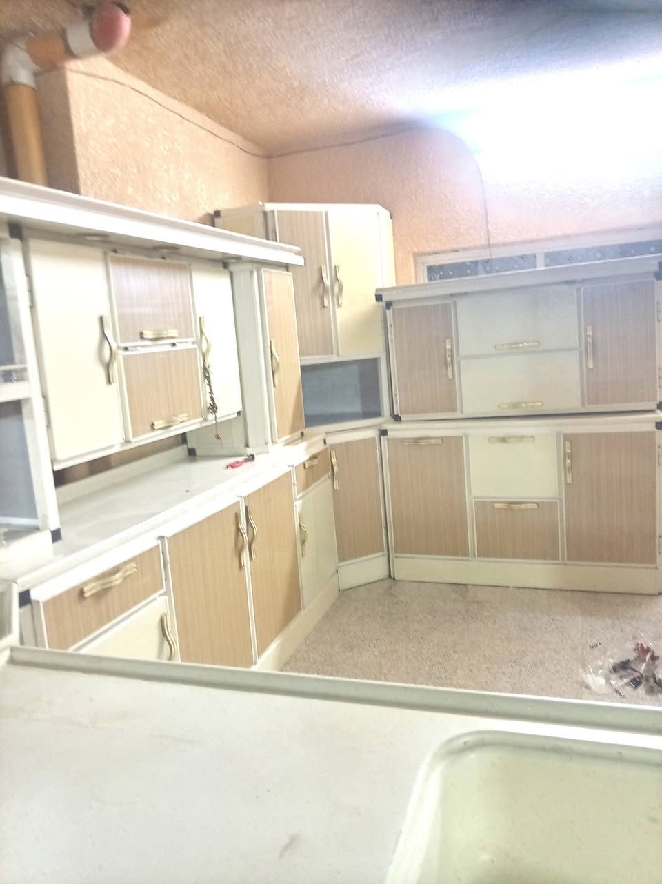 كاونتر للبيع المنيوم الثكيل مرمر طبيعي شغل درجه اولئ شراي اتفضل خاص أو اتصال على الرقم *********** مكاني بغداد يوجد توصيل محافظات
