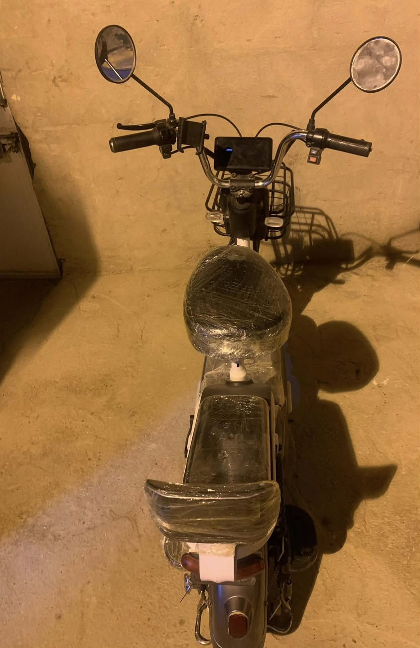 السلام عليكم ماطور شحن حجم 14 للبيع السعر 225 بي مجال للشراي  الاتصال ***********
