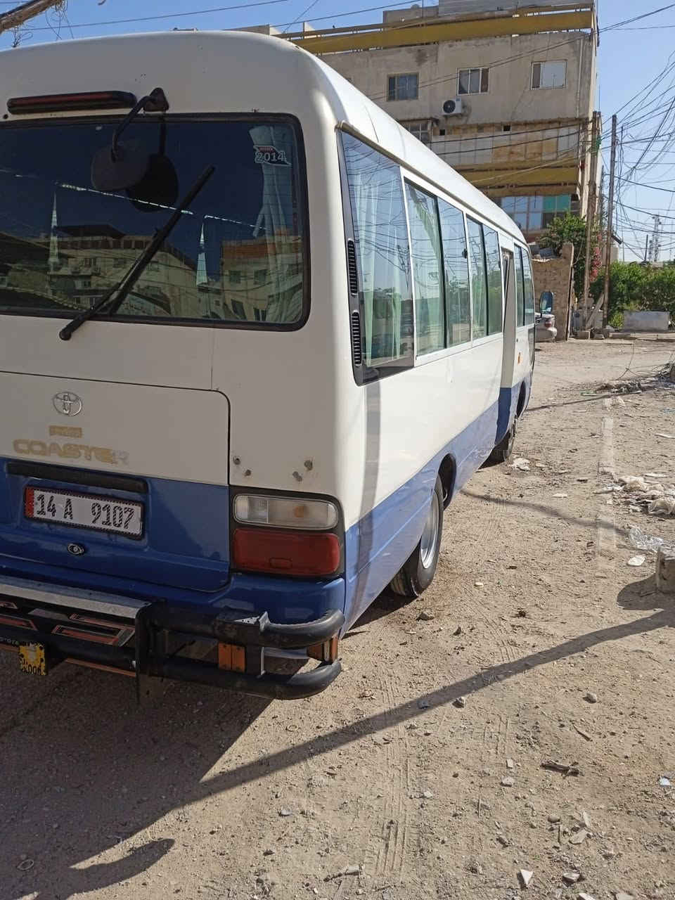 السلام عليكم كوستر للبيع موديل 2002بصره نكليزي بسمي مكينه كيرحداديه جددمكاني كربلاء مكلف بلنشرالسعر 170ورقه مصبوغه عام تبريدشغال ***********
