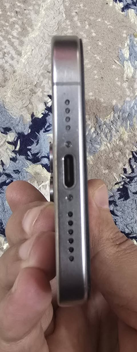 ايفون 15 PRO MAX ذاكرة 256 نموذج M اريد مراوس بسامسونج S25 ULTRA
واتساب  فقط ***********
