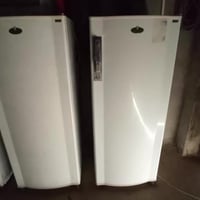 توجد لدينا ثلاجات للبيع 07830369634