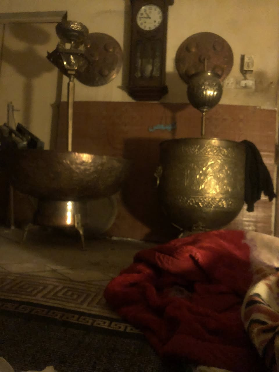 تحفة بغدادية قديمة جداً ارتفاع 16 سم وزن 6 كيلو السعر على الخاص


**إذا كنت صاحب هذا الإعلان وتريد حذفه لأي سبب، رجاءا أرسل رسالة إلى الدعم الفني**